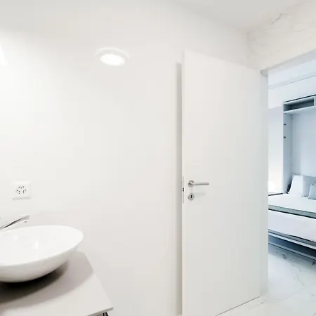 Apartment Grey Studio 9 - Locarno Centro